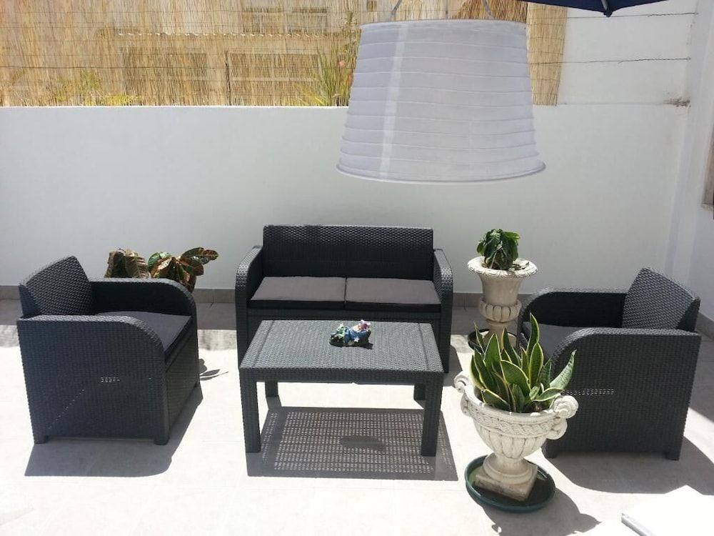 Lemon Tree Apartments 1