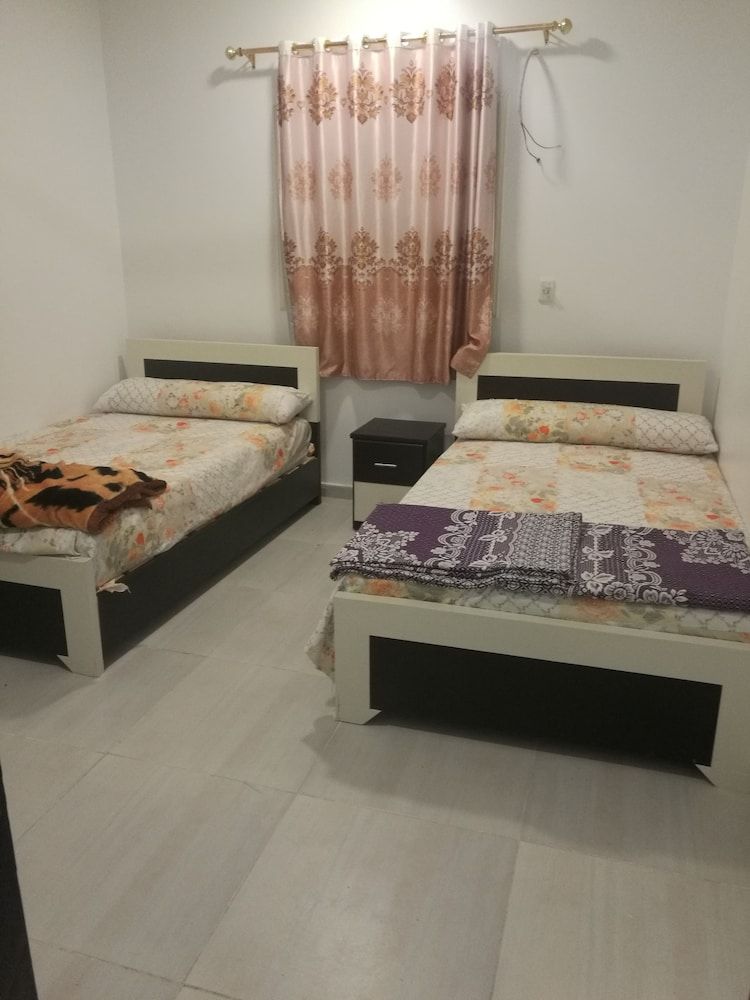 Queen Hostel 1