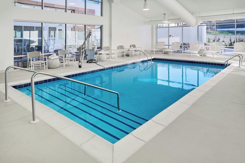 Element by Marriott Branson 1
