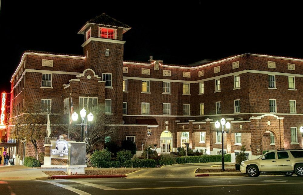 Hassayampa Inn 1