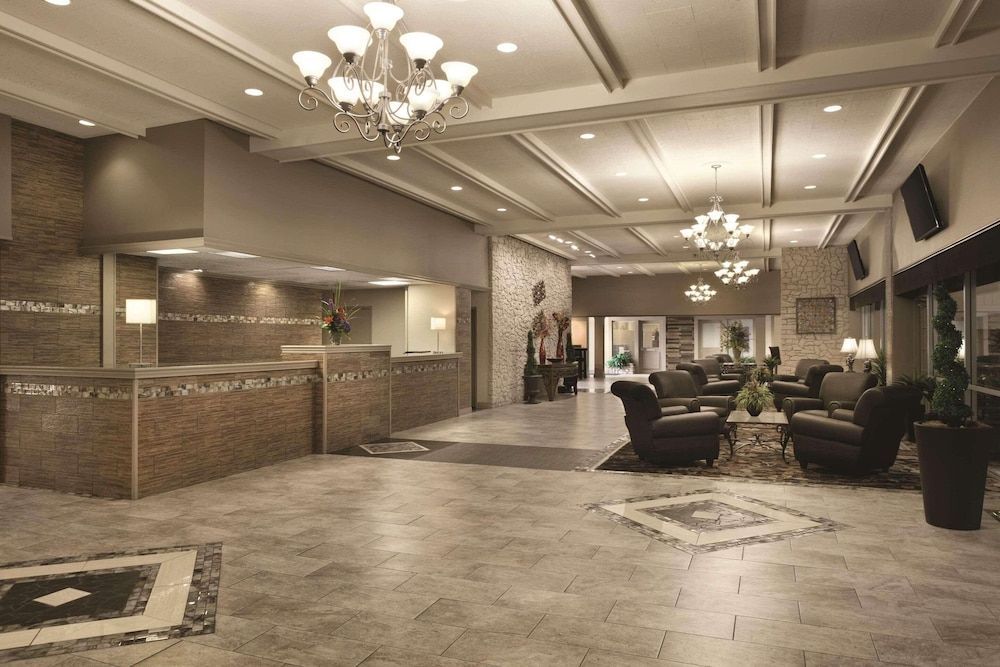 Radisson Hotel Louisville North 2