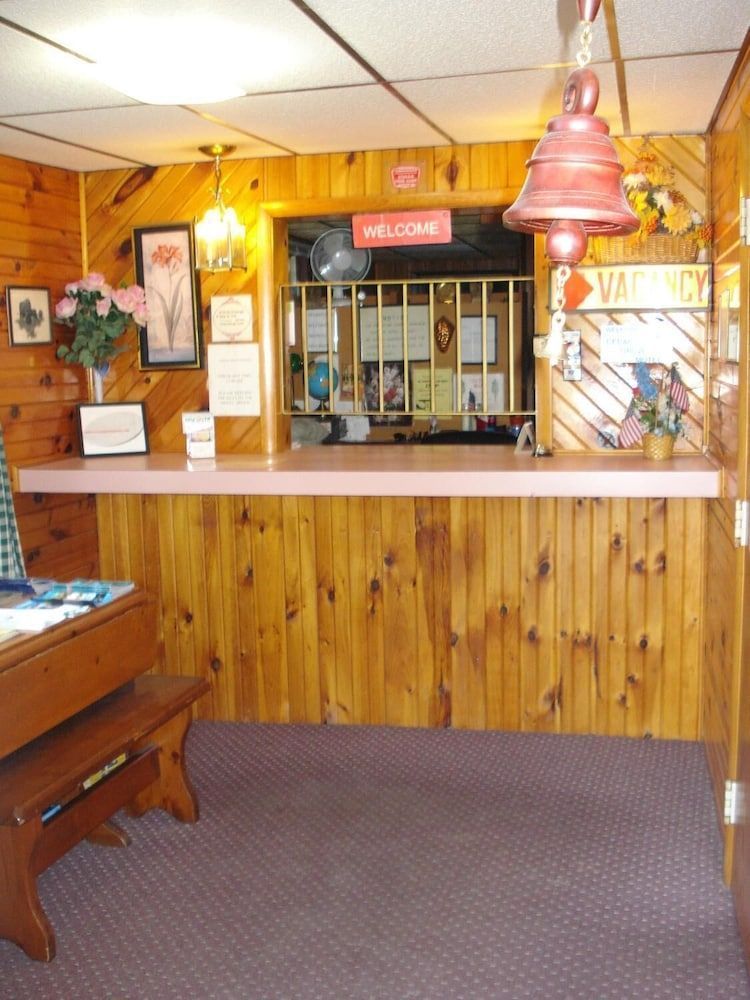 Cedar Grove Motel 2