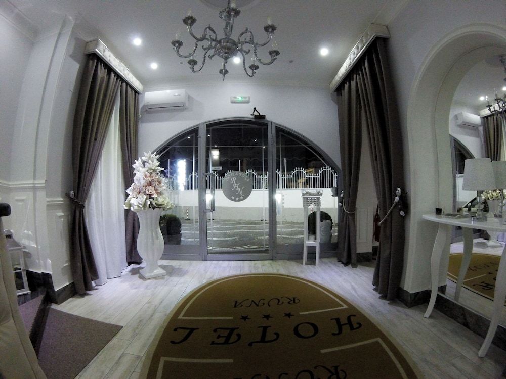 Hotel Runa 2