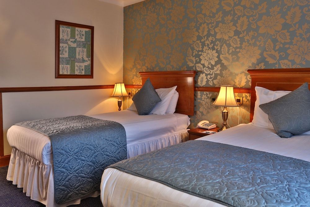 Woodlands Hotel, BW Signature Collection 2