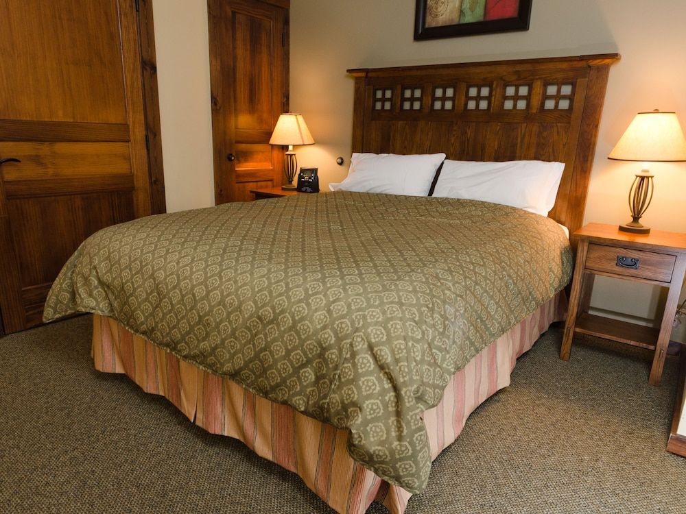Soaring Eagle Lodge 2