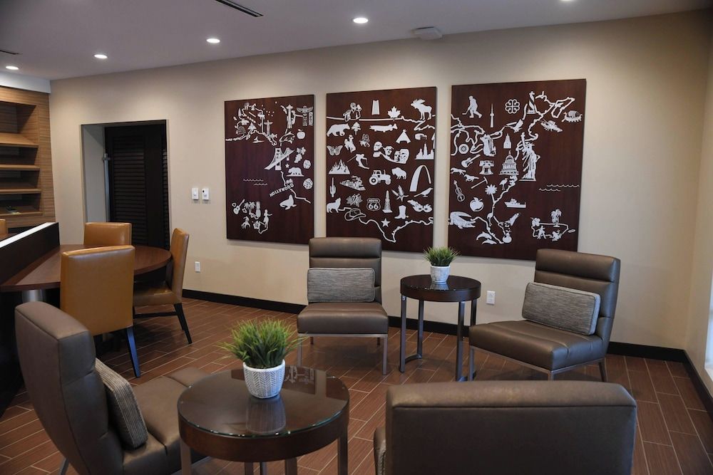 TownePlace Suites Kansas City At Briarcliff 2