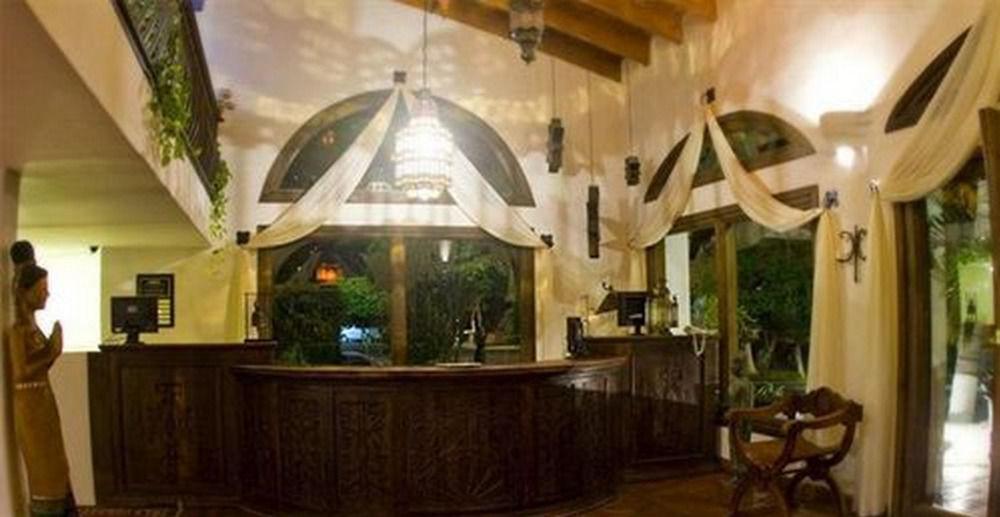 La Concha Beach Hotel & Club 2