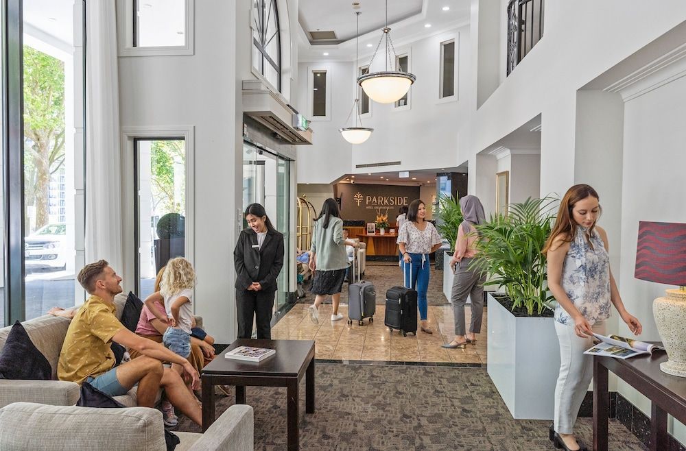 Parkside Hotel & Apartments 2