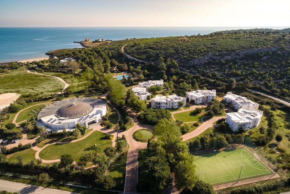 Gusmay Resort - Hotel Cala del Turco 1