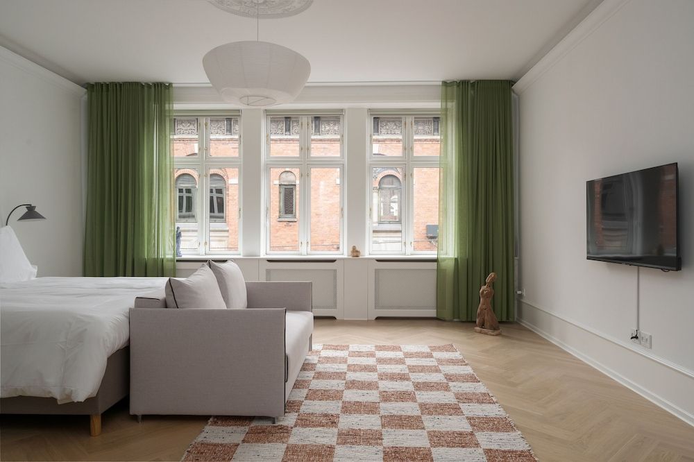 Luxurious apartment by Rådhuspladsen 1