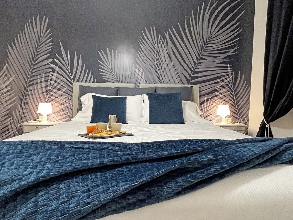 Happy Family Apartments Luccoli 1