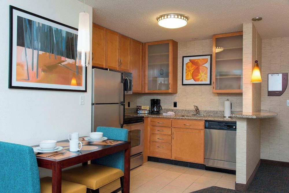 Residence Inn Toledo Maumee 1