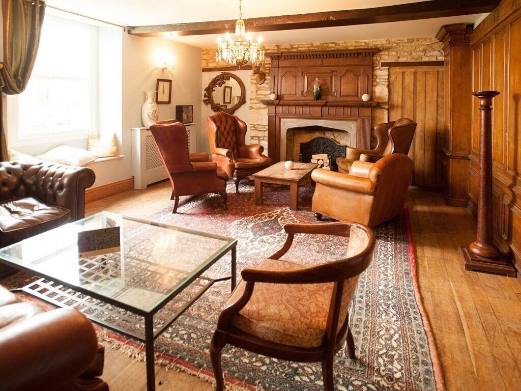 The Old Lodge 2