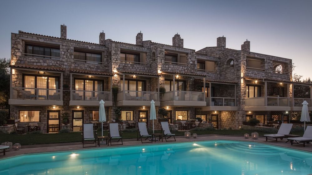 ENALIO Suites 1