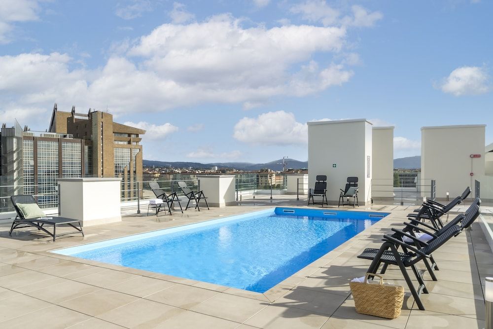 Florentia Living Stays 1