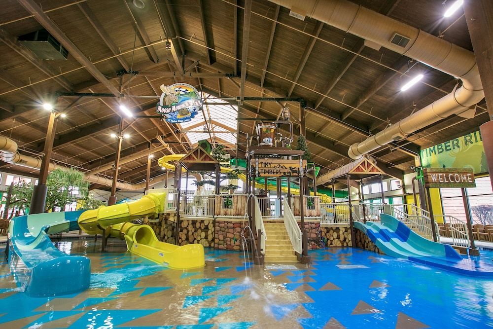Timber Ridge Lodge and Waterpark 1