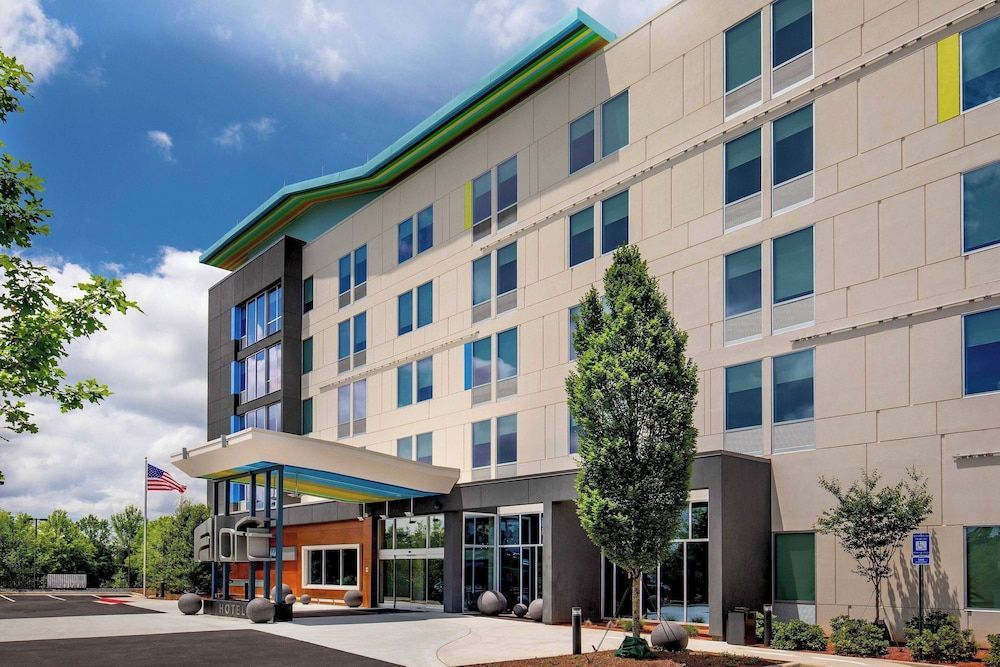 Aloft by Marriott Alpharetta 1