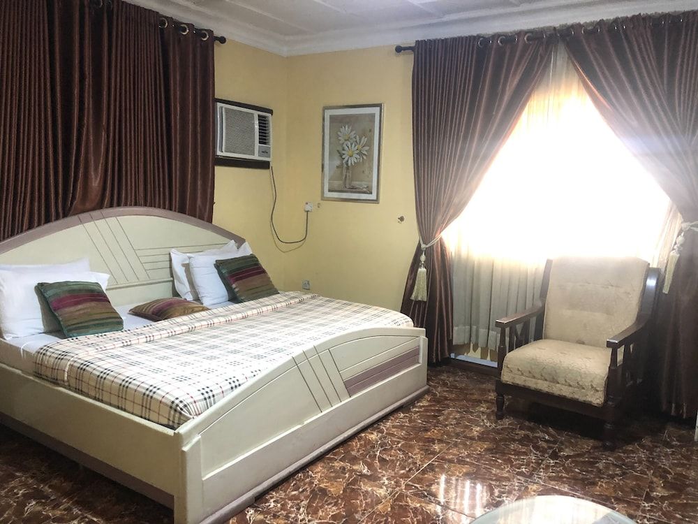 Sena Hotel And Resort 1
