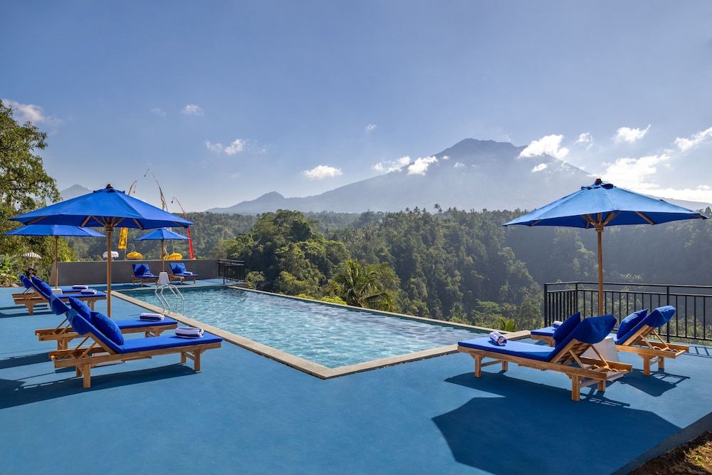 Tapa Agung View Besakih 1