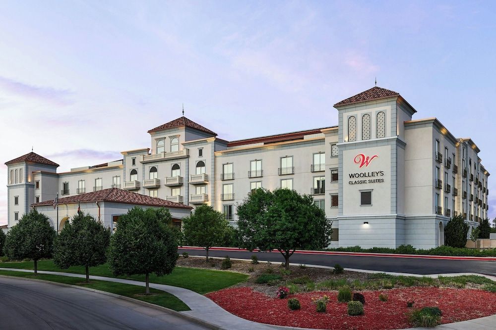 Woolley's Classic Suites 1