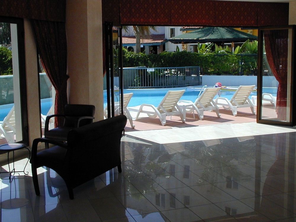 Avos Apartments 2