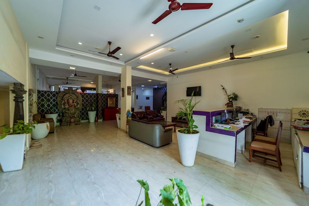Starlite Hotels 2
