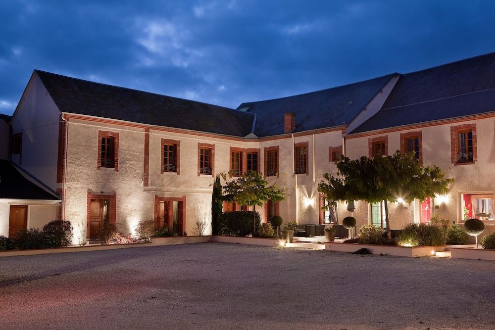 Hôtel Burgevin 1