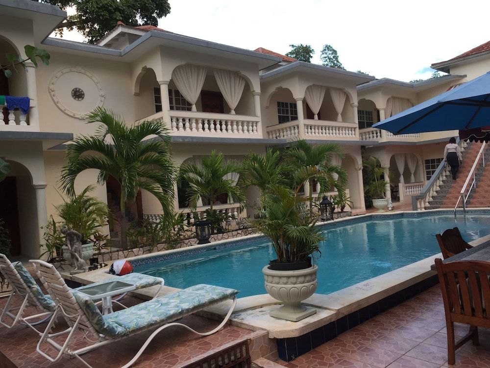 Rayon Hotel 1