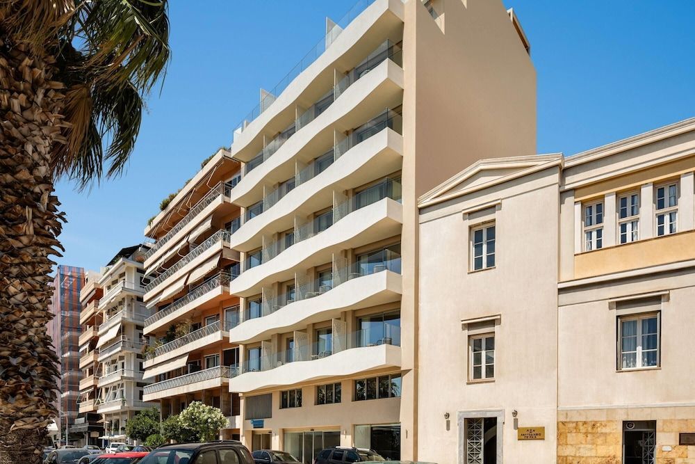 Wyndham Residences Piraeus Marina Zeas 1