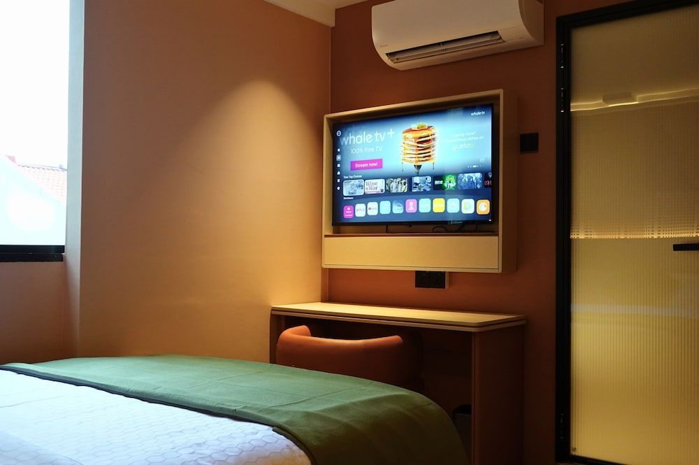 Hotel 165 1