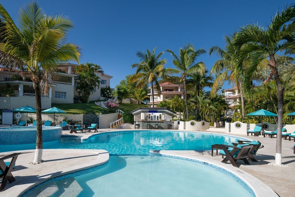 Lifestyle Crown Residence Suites 1