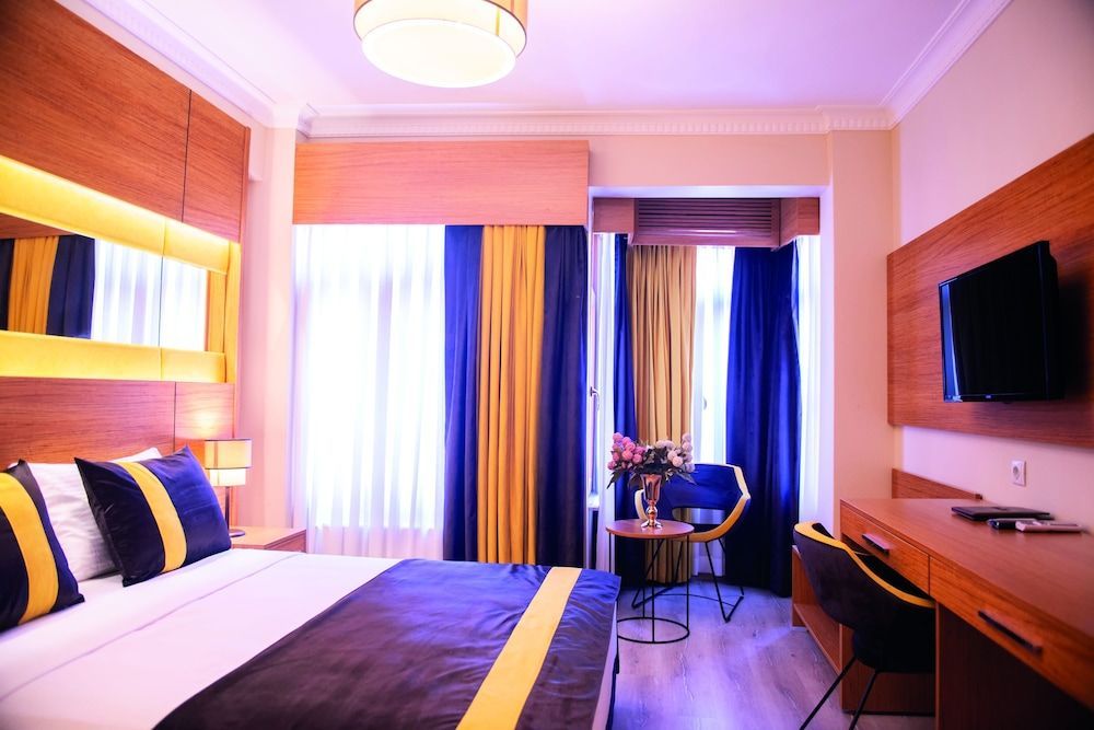 Karamans Sirkeci Suites Hotel 1