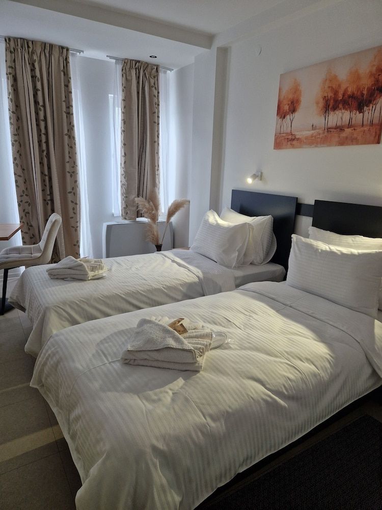 Hotel Sharlota Skopje 1