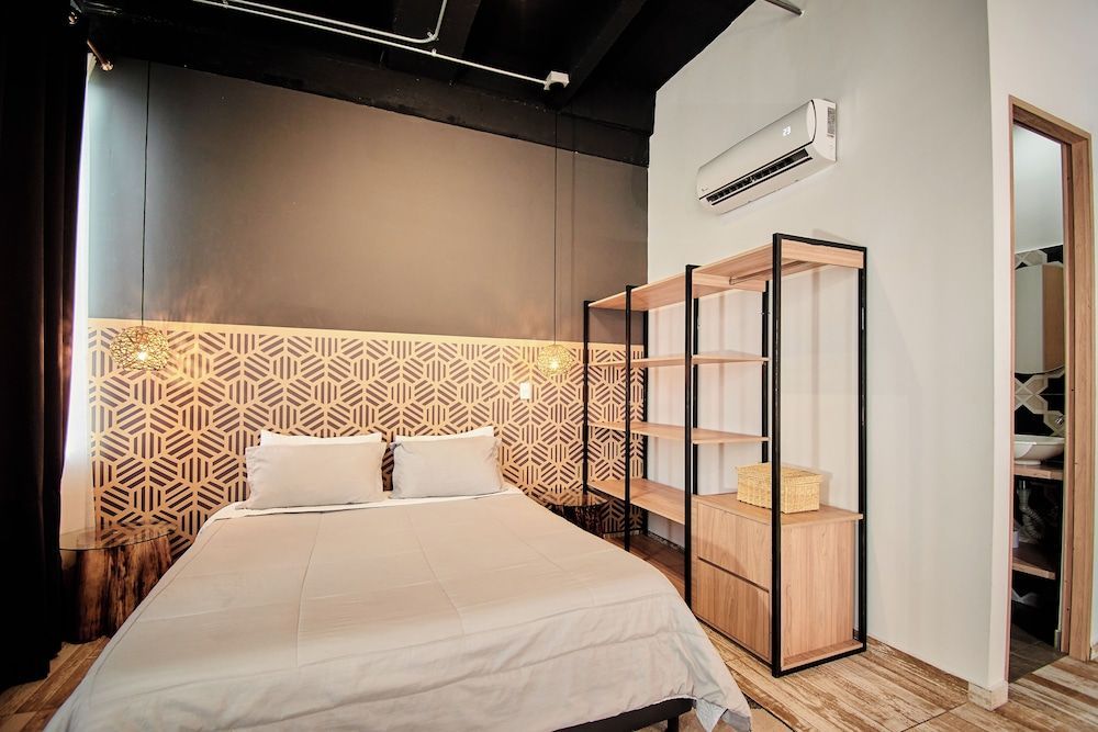 Lexum by Bernalo Hotels 1