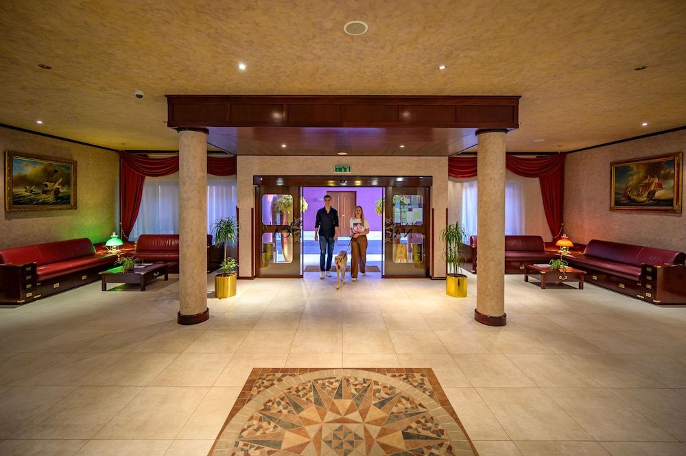 Boutique Hotel Nautica - SPA & wellness, FREE Parking, Pet friendly 2