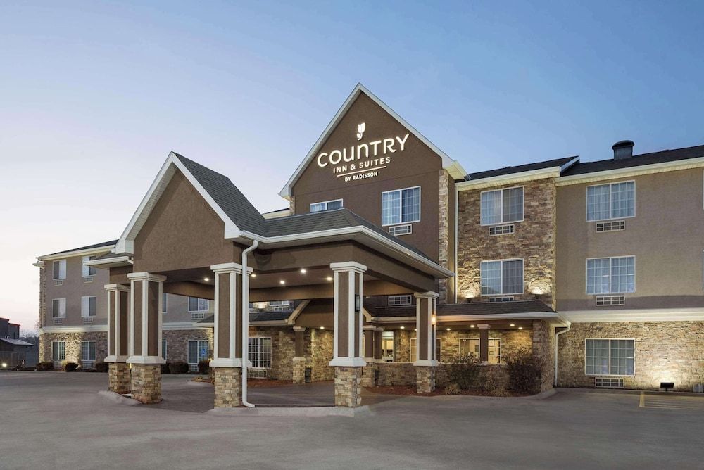 Country Inn & Suites by Radisson, Topeka West, KS 1