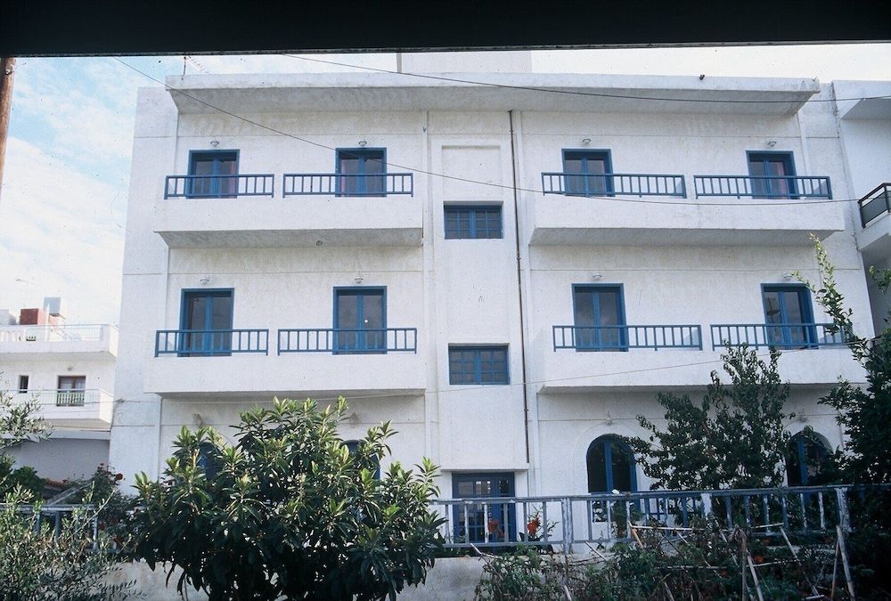 Friday Hotel 1