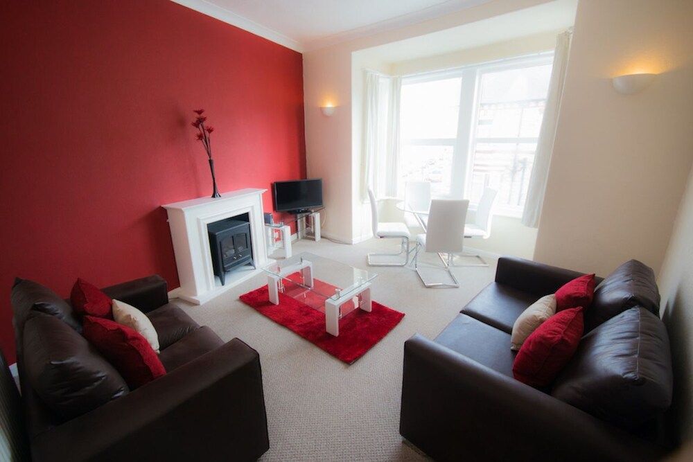 Scarborough Stays - Hampton Apartments 1