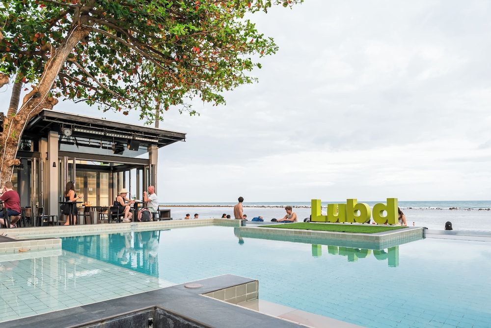 Lub d Koh Samui Chaweng Beach - Beachfront & Vibrant Social Vibe 1