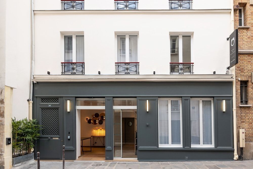 HOTEL AU COEUR DES ARTS ET METIERS 1