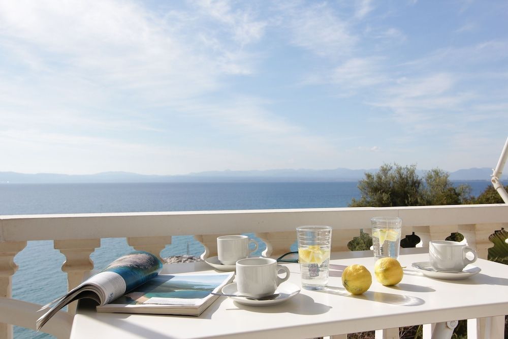 Apollon Apartments 1
