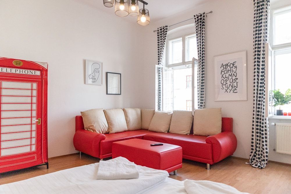 Friendly 3BR shared Apt-WienerStadthalle 1
