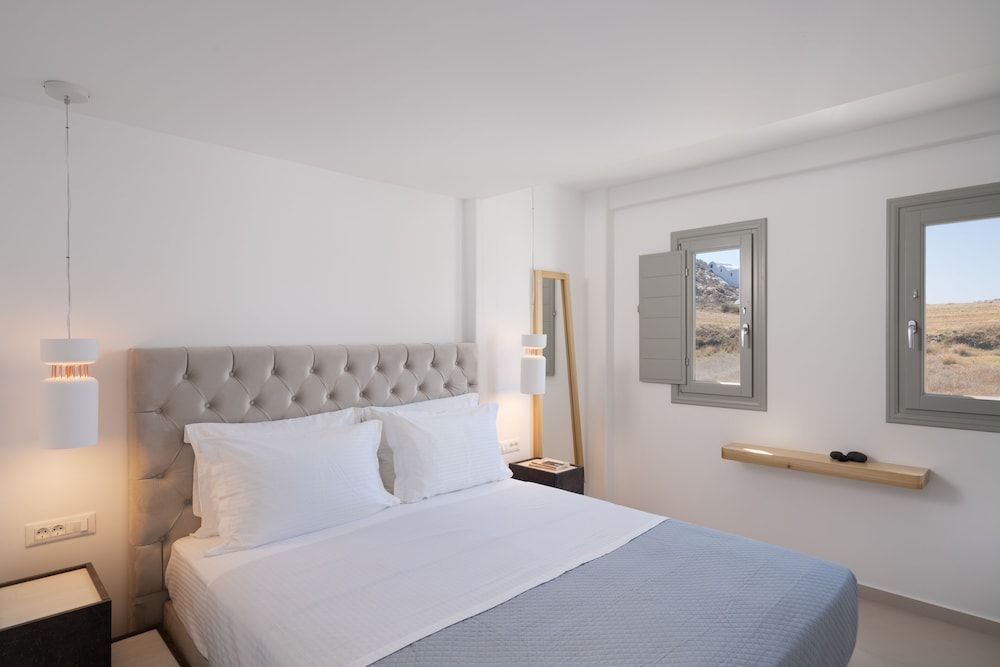 Aegean Diamonds Luxury Suites 2