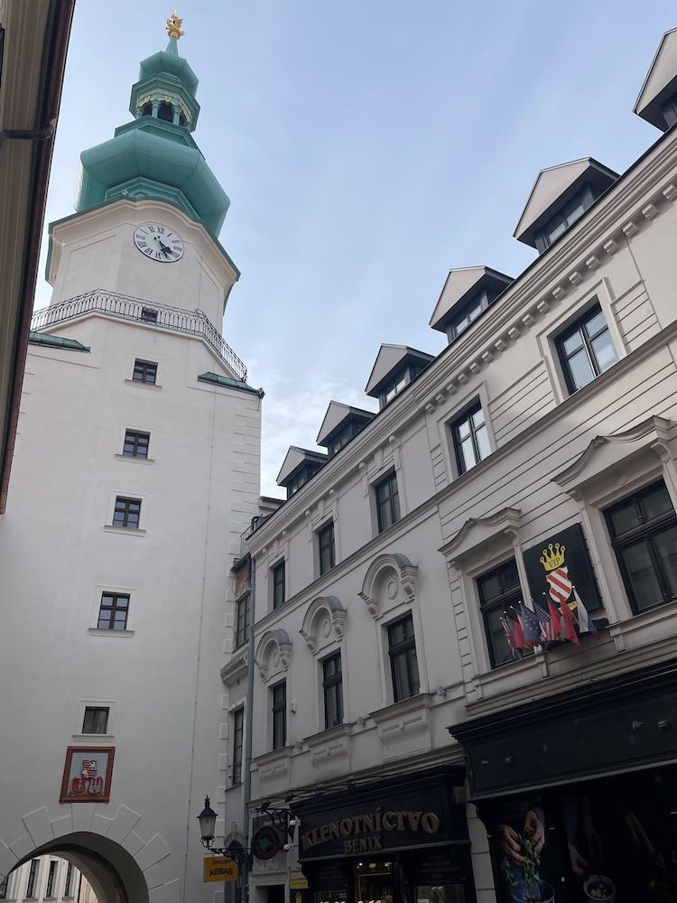 VIP Apartments 2