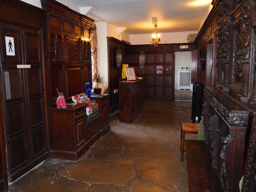 The Manor Hotel 2