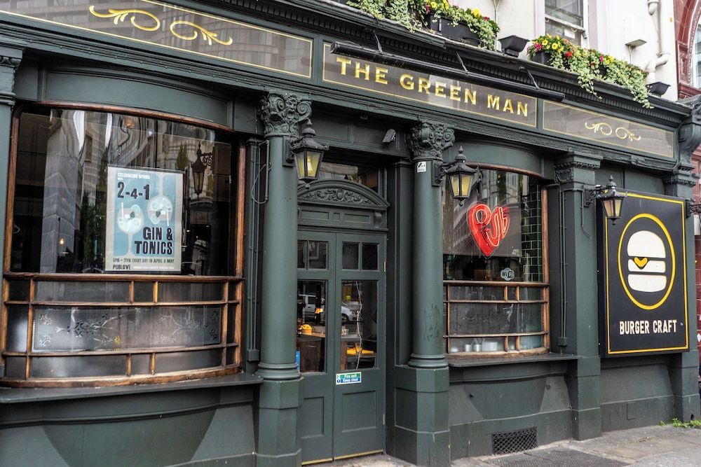 PubLove @ The Green Man - Hostel 1