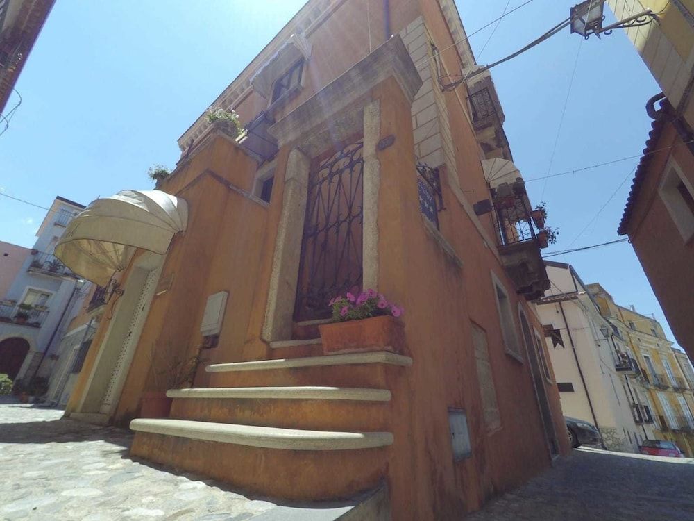 Caterina House 1