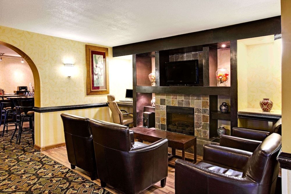 Days Inn by Wyndham Charlotte/Woodlawn Near Carowinds 2