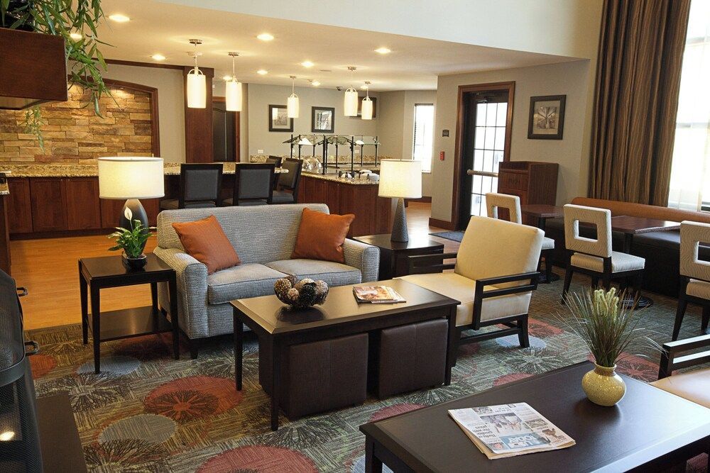 Staybridge Suites TOLEDO - ROSSFORD - PERRYSBURG by IHG 2