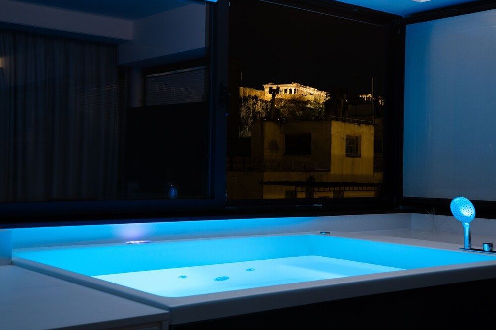 GSM Elevated Luxury Suites 1